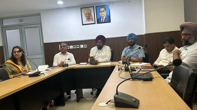 Balkar Singh holds a meeting with all Municipal Corporation Commissioners and Additional Deputy Commissioners