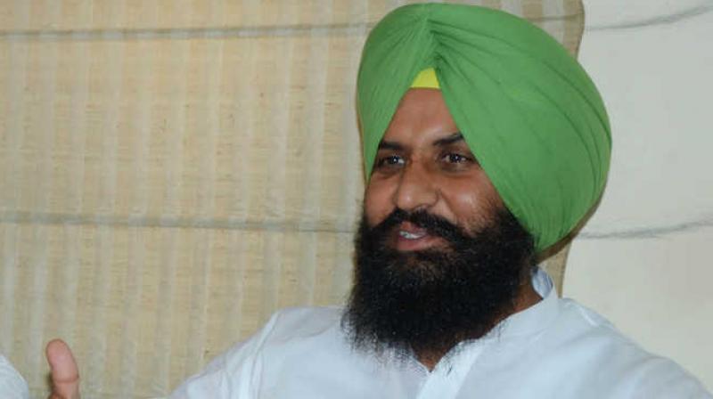 Simjarjeet bains SAD Congress 