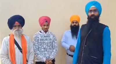Sarbjit Singh (In Center) 