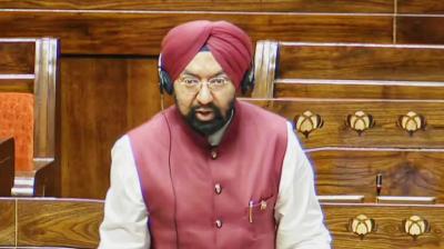 ਡਾ: ਵਿਕਰਮਜੀਤ ਸਾਹਨੀ,