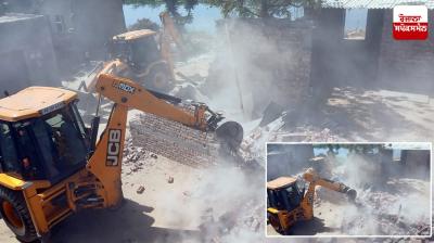 Bulldozer action taken on drug smugglers' house in Barnala Latest News in Punjabi 
