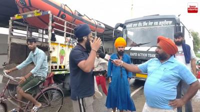 People are Forced to Leave Their Homes Due to the Flooding in the Village Abdullahpur Latest News in Punjabi 