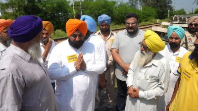 ਹਰਜੋਤ ਸਿੰਘ ਬੈਂਸ ਨੇ ਗਿਰਦਾਵਰੀ, ਨੁਕਸਾਨ ਹੋਏ ਮਕਾਨਾਂ ਦੇ ਜਾਇਜੇ, ਬੁਨਿਆਦੀ ਢਾਂਚਾ ਬਹਾਲ ਕਰਨ ਦੇ ਦਿੱਤੇ ਨਿਰਦੇਸ਼