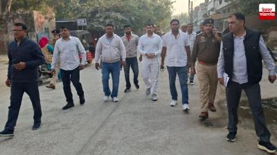 Police Parade Gangster Daljit Sihag in Chains in Hisar Latest News in Punjabi 