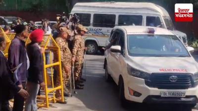 AAP's big meeting begins in Delhi