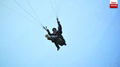 Balram Singh flew at a height of 8300 feet through paragliding