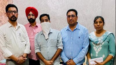 JE of Municipal Council takes a bribe of one lakh rupees arrest by vigilance