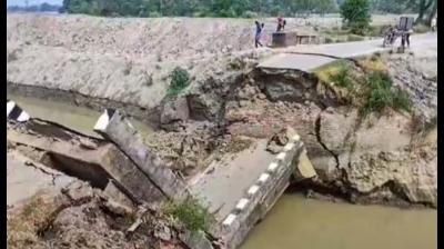 Bihar bridge collapses