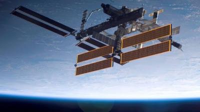   Wine cellar in space: 12 bottles arrive for year of aging