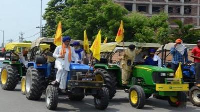  Today thousands of farmers marched towards Delhi, the struggle will intensify