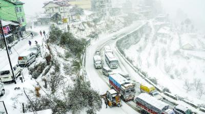 Heavy Snowfall at Kufri