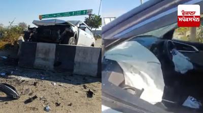 Accident occurred at Shambhu border near Ambala, car crashed into barricade Latest News in Punjabi 