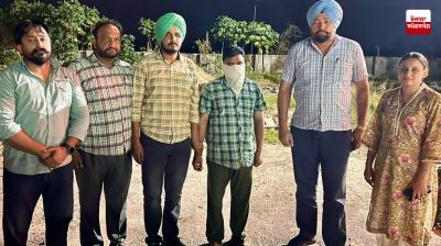 ਡੋਪ ਟੈਸਟ ਸਰਟੀਫਿਕੇਟ ਲਈ 15 ਹਜ਼ਾਰ ਰੁਪਏ ਰਿਸ਼ਵਤ ਲੈਂਦਾ ਸਕਿਉਰਿਟੀ ਗਾਰਡ ਵਿਜੀਲੈਂਸ ਬਿਊਰੋ ਨੇ ਕੀਤਾ ਗ੍ਰਿਫ਼ਤਾਰ Vigilance Bureau arrests security guard for taking bribe of Rs 15,000 for dope test certificate