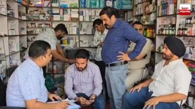 Drug department and police raid medical stores in Fazilka Drug department and police raid medical stores in Fazilka