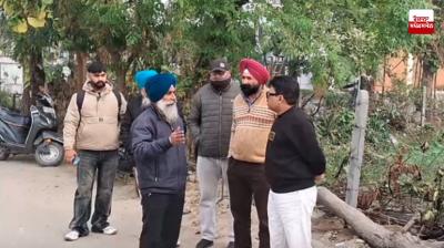 Accused of preventing a youth from giving papers by wearing sri sahib and a kada