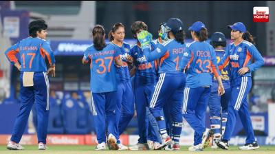 India beat Sri Lanka by 15 runs