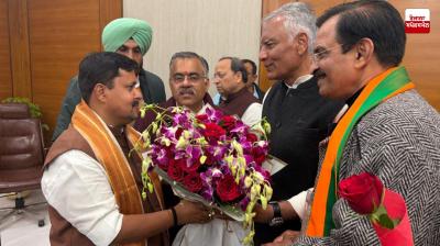 Punjab BJP President Sunil Jakhar meets newly elected National President Nitin Nabin