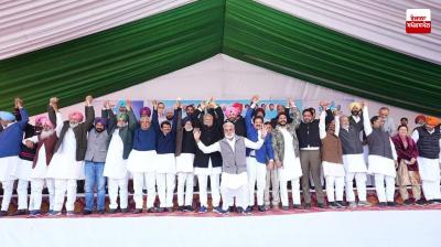 Congress holds massive rally in Dakha, sounds the trumpet of election war