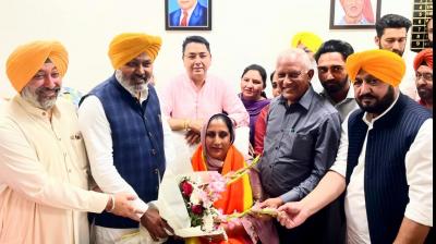  ਪ੍ਰੋ. ਜਸਵੀਰ ਕੌਰ ਸ਼ੇਰਗਿੱਲ ਨੇ ਮਾਰਕੀਟ ਕਮੇਟੀ ਦਿੜ੍ਹਬਾ ਦੇ ਚੇਅਰਪਰਸਨ ਵਜੋ ਅਹੁਦਾ ਸੰਭਾਲਿਆ