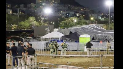  Mexico Stage Collapse