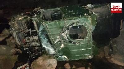 An army vehicle fell into a ditch in Rajouri of Jammu and Kashmir, one soldier was martyred in the accident