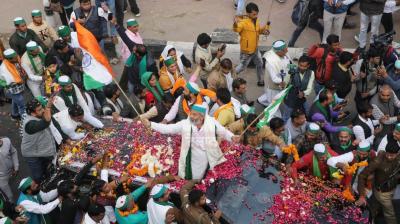 Farmers vacate Delhi's Ghazipur border