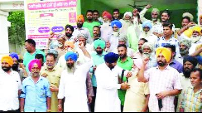 People of village Mullanpur In the meeting of Against drugs