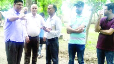 DC Reviewing the Progress of the Work