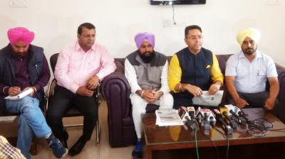 Include name of Sukhbir Badal in Maur bomb blast probe