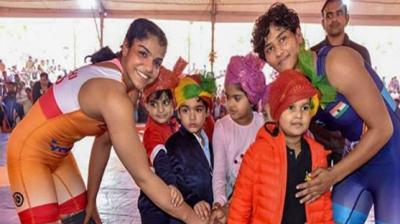 Vinash and Sakshi won the gold medal