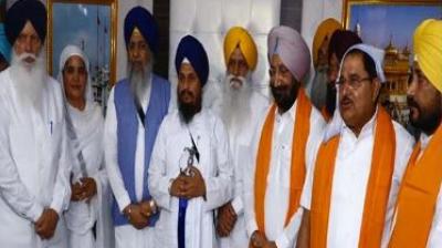 Sgpc with Punjab Cabinet Ministers 