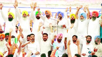 During the Bathinda convention Sukhpal Singh Khaira and AAP leaders