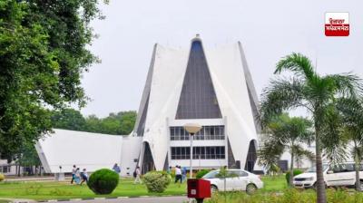 ਅਦਾਲਤ ਨੇ ਪੰਜਾਬੀ ’ਵਰਸਿਟੀ ਦੇ ਵੀਸੀ ਦੀ ਗੱਡੀ ਸਮੇਤ 6 ਗੱਡੀਆਂ ਤੇ ਬੈਂਕ ਅਕਾਊਂਟ ਅਟੈਚ ਕਰਨ ਦੇ ਦਿੱਤੇ ਹੁਕਮ