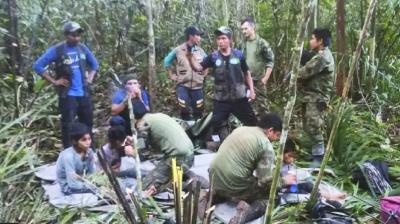 4 children lost for 40 days after a plane crash are found alive in Colombian jungle