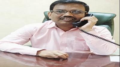  K.A.P. Sinha Interacting with Rozana Spokesman