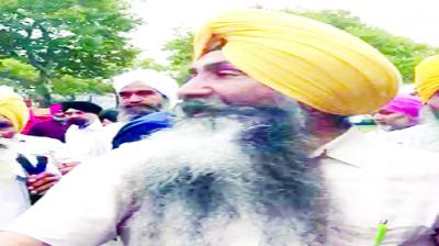 Sikh Sangat Protesting