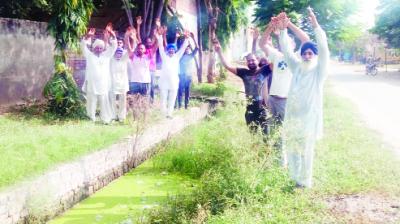 Farmers Shouting against Department
