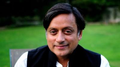Delhi court issue warrant against congress leader shashi tharoor