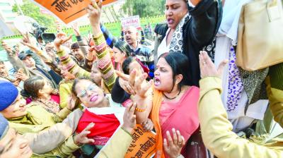Performing demonstration of Hindu community