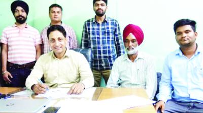 PADB Assistant General Manager Ravinder Singh Pathania   giving information.