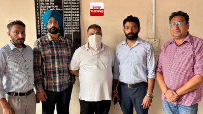 Vigilance arrested typist Deepak Kumar who accepted a bribe of Rs 10,000