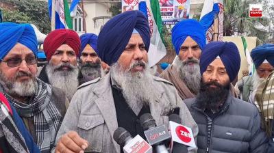 ਸੂਬਾ ਆਗੂ ਹਰਵਿੰਦਰ ਸਿੰਘ ਮਸਾਣੀਆਂ ਕਿਸਾਨ ਮਜ਼ਦੂਰ ਸੰਘਰਸ਼ ਕਮੇਟੀ ਪੰਜਾਬ ਨੇ ਪੱਤਰਕਾਰਾਂ ਨਾਲ ਗੱਲਬਾਤ ਕਰਦੇ ਹੋਏ 