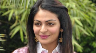 Neeru bajwa giddha video