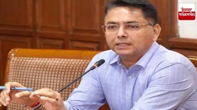 49 crore units of green energy are being generated annually by installing solar panels on 4,474 government buildings in Punjab