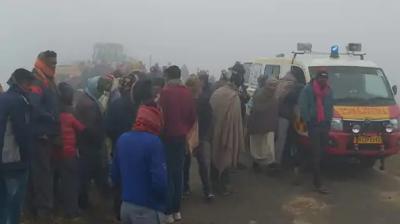 A car full of brides fell into the canal, 2 died