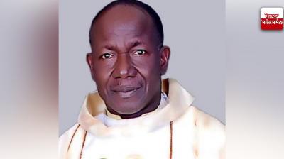 In Nigeria, robbers attacked and burned the priest alive