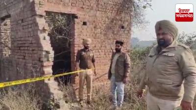 Encounter between police and robbers in Mandi Gobindgarh