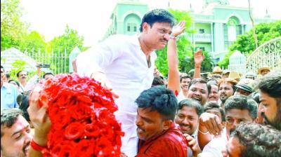 Congress Candidate Monirathna Naidu