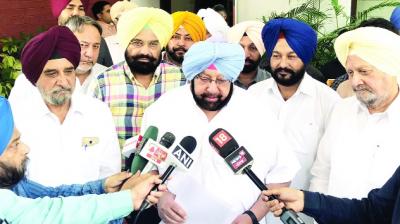 Captain Amarinder Singh Talking To Press