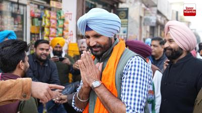 ਨਗਰ ਨਿਗਮ ਚੋਣਾਂ ਤੋਂ ਪਹਿਲਾਂ 5 ਦਿਨਾਂ ’ਚ 75 ਮੀਟਿੰਗਾਂ ਨਾਲ ਰਾਜਾ ਵੜਿੰਗ ਤੇ ਅੰਮ੍ਰਿਤਾ ਵੜਿੰਗ ਕਾਂਗਰਸ ਦੀ ਗਤੀ ਨੂੰ ਹੋਰ ਤੇਜ਼ ਕੀਤਾ